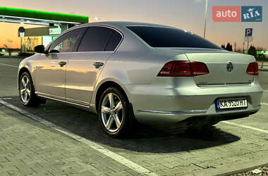 Седан Volkswagen Passat 2011 в Одессе