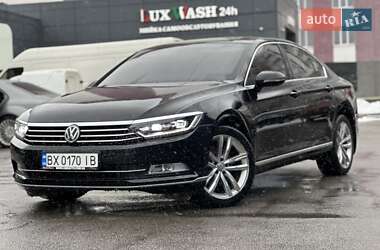 Седан Volkswagen Passat 2015 в Хмельницькому