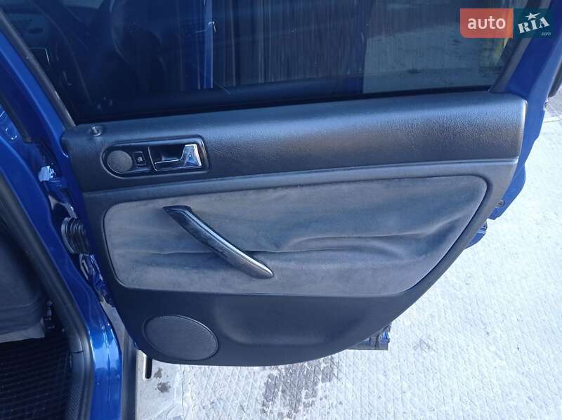 Седан Volkswagen Passat 2001 в Ходореві