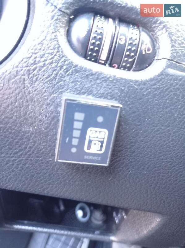 Седан Volkswagen Passat 2001 в Ходореві