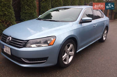 Седан Volkswagen Passat 2013 в Киеве