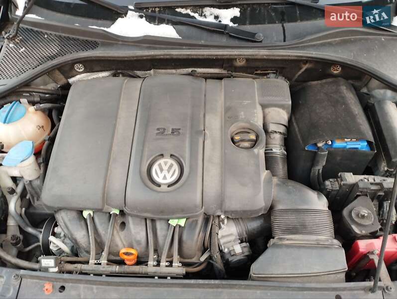 Седан Volkswagen Passat 2012 в Чернигове