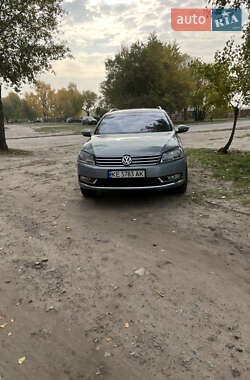 Универсал Volkswagen Passat 2011 в Днепре