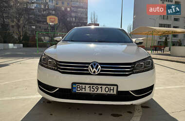 Седан Volkswagen Passat 2012 в Одессе