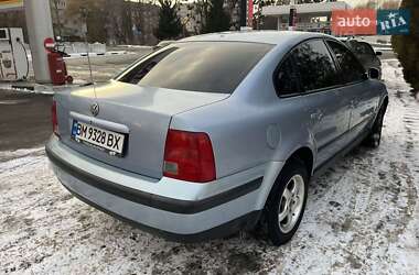 Седан Volkswagen Passat 1998 в Лебедине