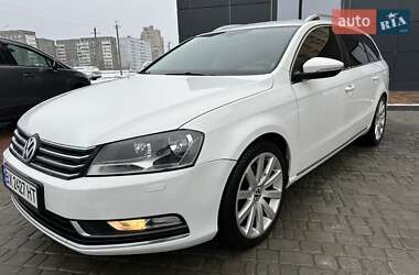 Универсал Volkswagen Passat 2011 в Нетешине