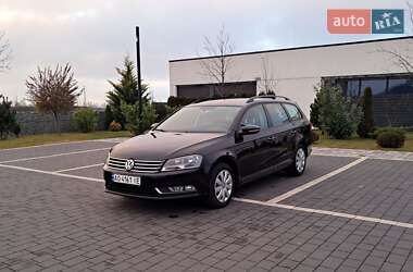 Універсал Volkswagen Passat 2012 в Мукачевому