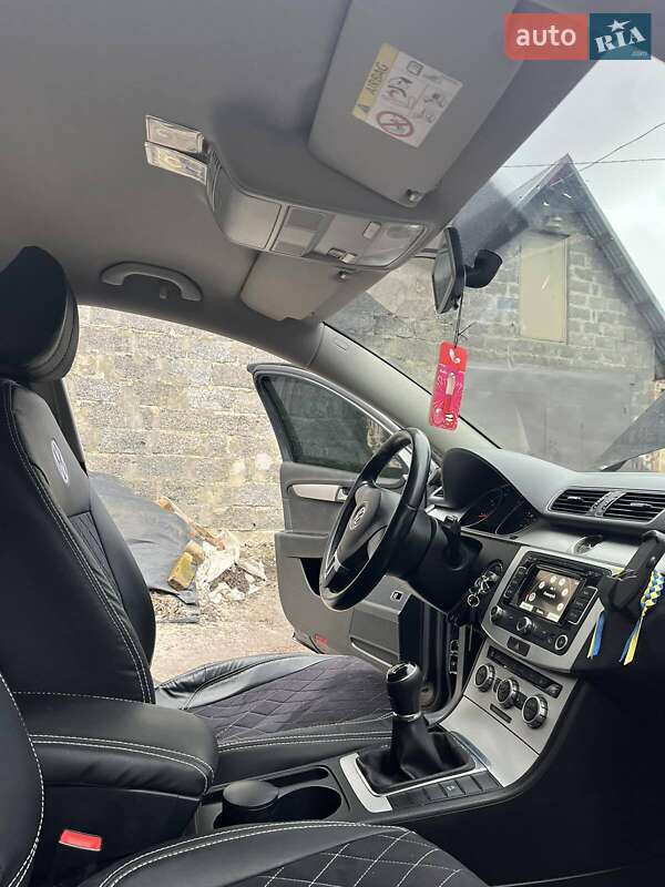 Универсал Volkswagen Passat 2014 в Перемышлянах