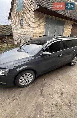Універсал Volkswagen Passat 2014 в 