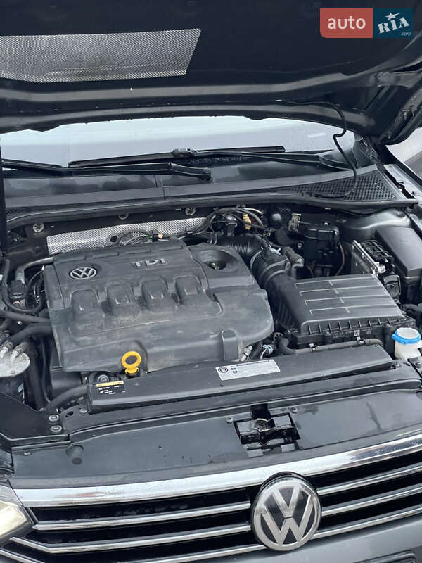 Универсал Volkswagen Passat 2015 в Берегово фото 16 Универсал Volkswagen Passat 2015 в Берегово