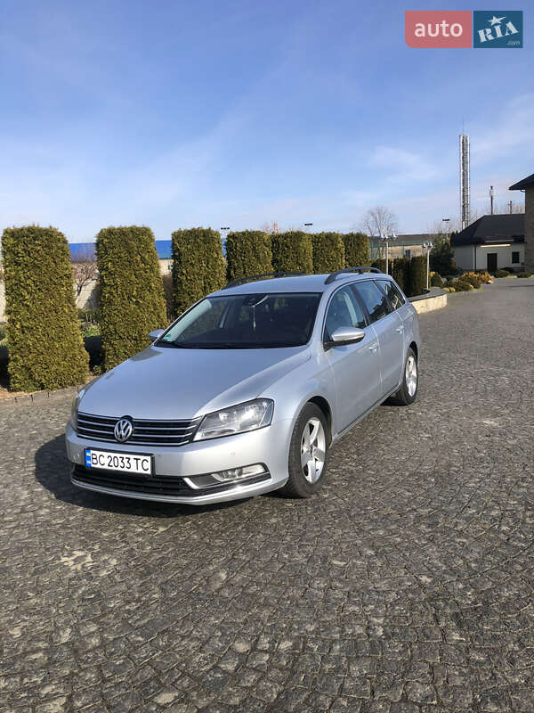 Универсал Volkswagen Passat 2014 в Жовкве