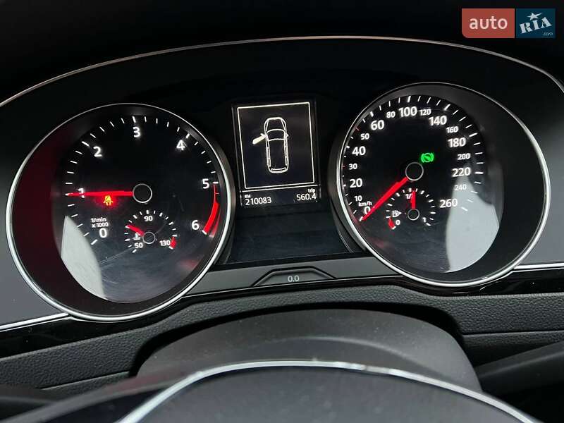 Универсал Volkswagen Passat 2014 в Тернополе