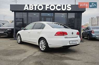 Седан Volkswagen Passat 2014 в Киеве