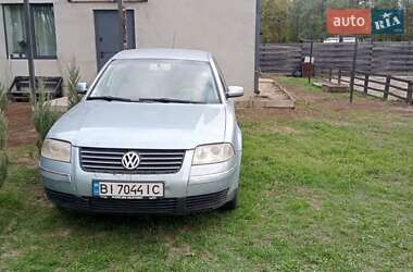 Седан Volkswagen Passat 2003 в Полтаві