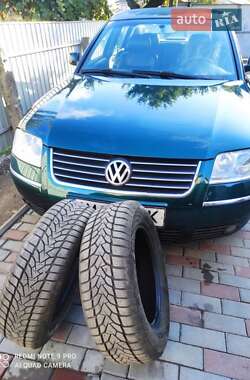 Седан Volkswagen Passat 2001 в Гайсину