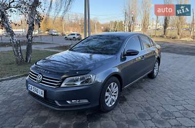 Седан Volkswagen Passat 2011 в Миколаєві