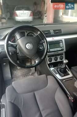 Седан Volkswagen Passat 2007 в 