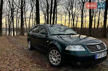 Универсал Volkswagen Passat 2001 в Понинке