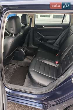 Универсал Volkswagen Passat 2015 в 