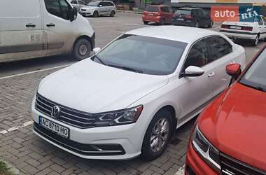 Седан Volkswagen Passat 2016 в 
