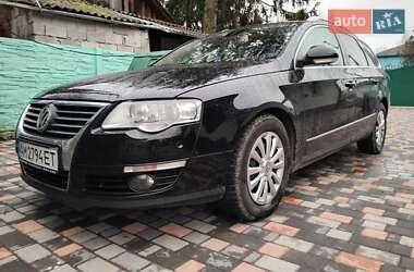 Універсал Volkswagen Passat 2010 в Житомирі