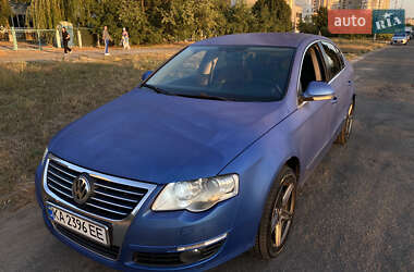 Седан Volkswagen Passat 2007 в Киеве