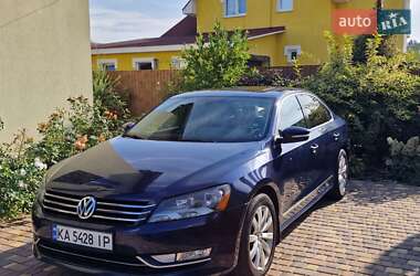 Седан Volkswagen Passat 2013 в Києві