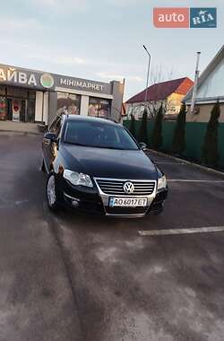 Універсал Volkswagen Passat 2008 в Хусті