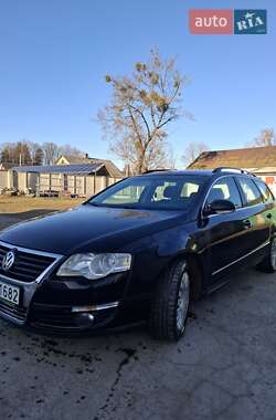 Універсал Volkswagen Passat 2008 в Рокитному