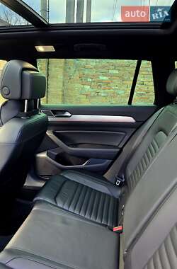 Универсал Volkswagen Passat 2019 в 