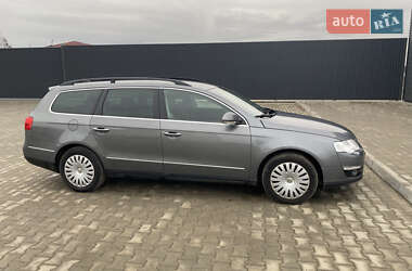 Універсал Volkswagen Passat 2007 в Сарнах