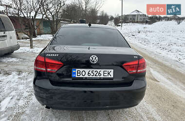 Седан Volkswagen Passat 2013 в Новій Ушиці