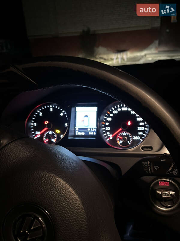 Универсал Volkswagen Passat 2013 в Самборе