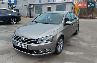 Седан Volkswagen Passat 2014 в Бердичеві