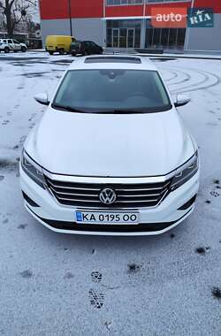 Седан Volkswagen Passat 2020 в Києві