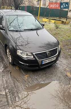 Седан Volkswagen Passat 2005 в Добропіллі