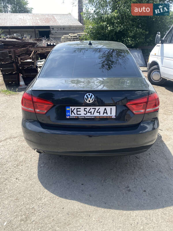 Седан Volkswagen Passat 2014 в Днепре
