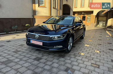 Седан Volkswagen Passat 2016 в Тячеві