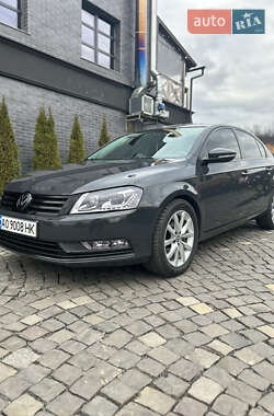 Седан Volkswagen Passat 2013 в Заріччі