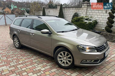 Универсал Volkswagen Passat 2014 в Львове