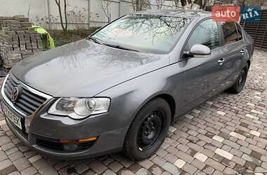 Седан Volkswagen Passat 2006 в Жмеринці