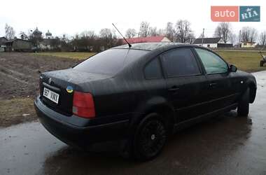 Седан Volkswagen Passat 2000 в Костопілі