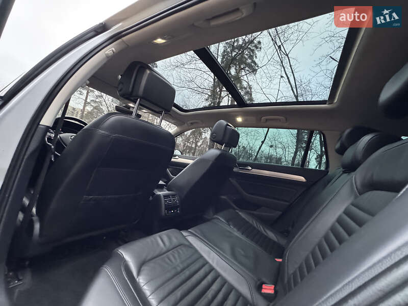 Універсал Volkswagen Passat 2015 в Києві