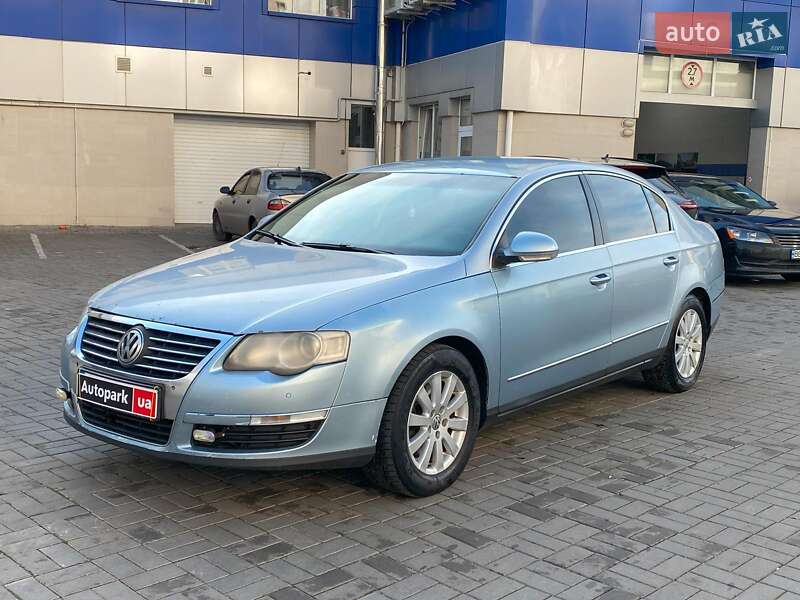 Седан Volkswagen Passat 2006 в Одессе