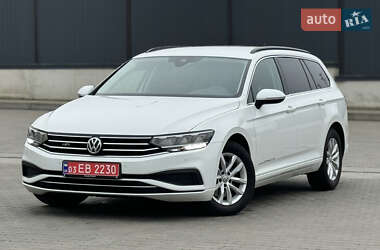 Volkswagen Passat 2020