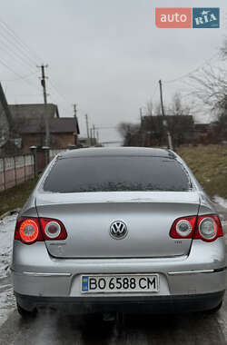 Седан Volkswagen Passat 2006 в Чернівцях