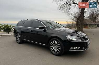 Універсал Volkswagen Passat 2010 в Одесі