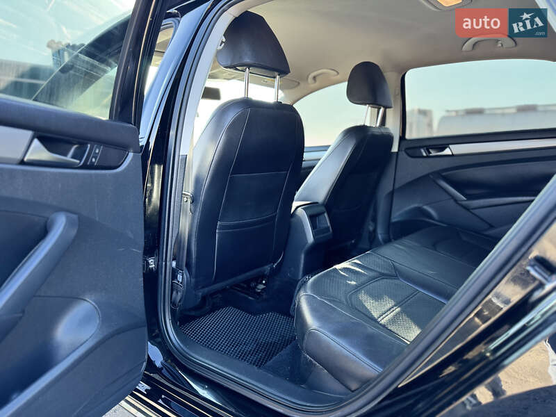 Седан Volkswagen Passat 2013 в Монастырище