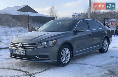 Седан Volkswagen Passat 2016 в Надворной