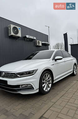 Седан Volkswagen Passat 2017 в 